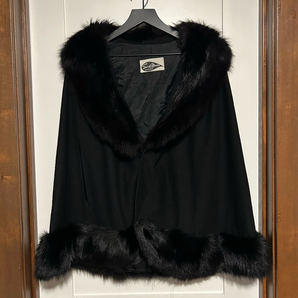 Sandi Monica Jackets & Blazers - SANDI MONICA Vintage 60’s Mod Retro Fur Cape Coat Wool Black